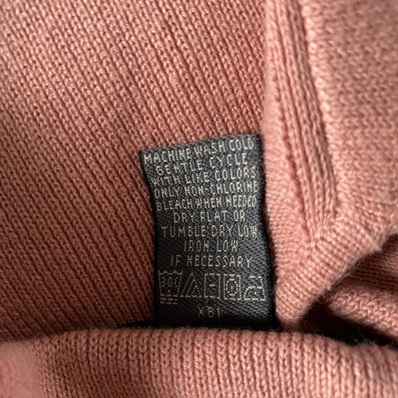 Van Heusen Women’s V-Neck Pullover Vest Sweater embroidered, Size: Large - Picture 11 of 12